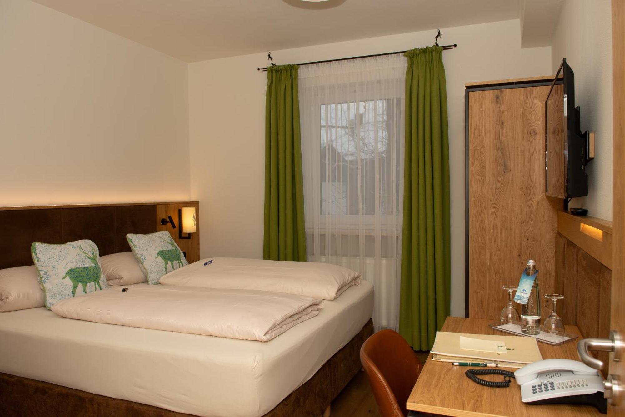Hotel Bockmaier Oberpframmern Zewnętrze zdjęcie