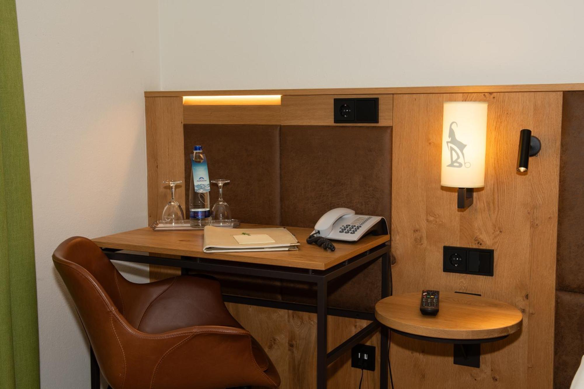 Hotel Bockmaier Oberpframmern Zewnętrze zdjęcie