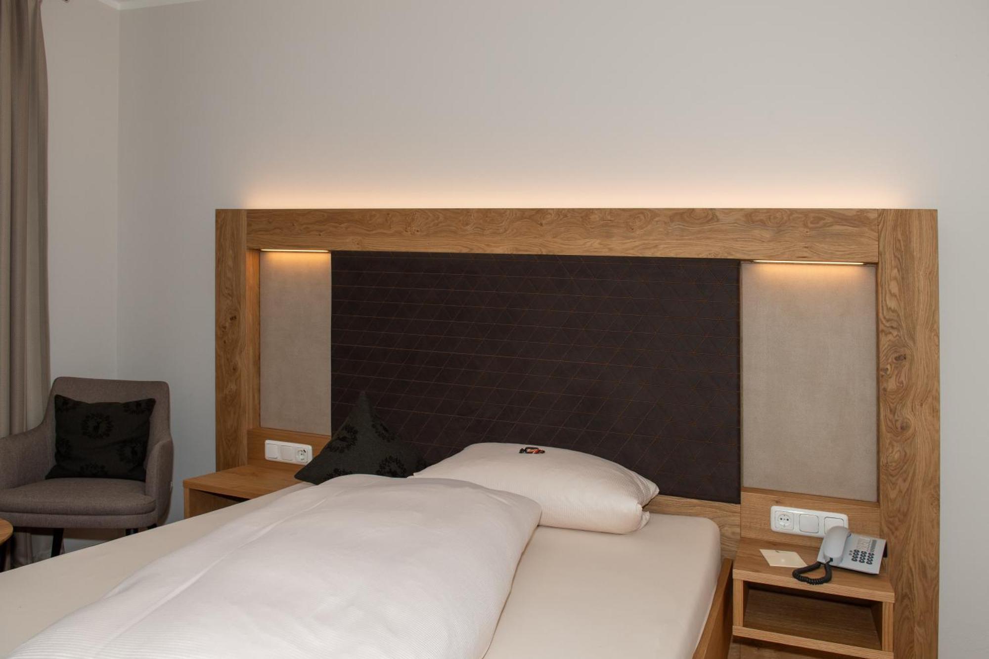 Hotel Bockmaier Oberpframmern Zewnętrze zdjęcie